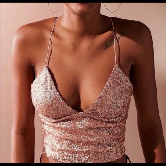 Urban Outfitters Champagne Sequins Crop Top Size XS - Picture 1 of 10